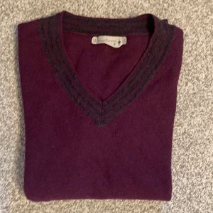 Smartwool v-neck sweater•Small